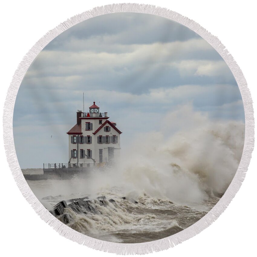 Jewel Of The Port Round Beach Towel featuring the photograph Lorain Ligthouse by Jack R Perry
