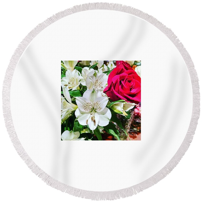 Rose Round Beach Towel featuring the photograph Lovely flowers by Steven Wills