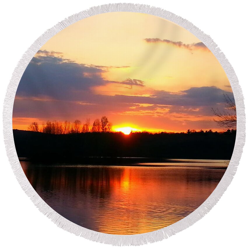 Sunset Round Beach Towel featuring the photograph Lullaby by Dani McEvoy