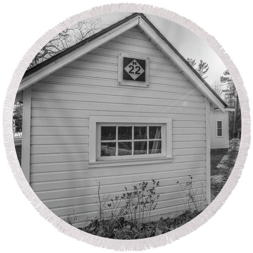 Black And White Round Beach Towel featuring the photograph M22 shed by John McGraw