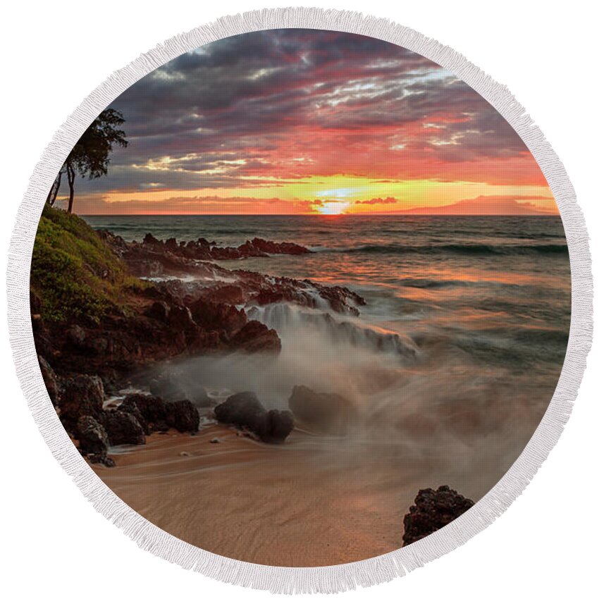 Beach Round Beach Towel featuring the photograph Maluaka Beach Sunset by Susan Rissi Tregoning