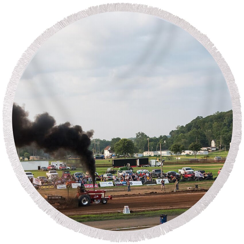 Tractor Pull Round Beach Towel featuring the photograph Marietta Tractor Pull by Holden The Moment