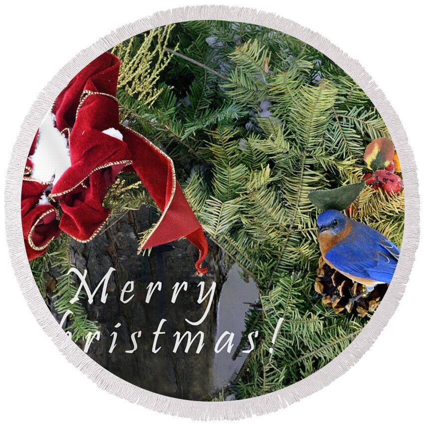 Nature Round Beach Towel featuring the photograph Merry Christmas Wreath by Nava Thompson