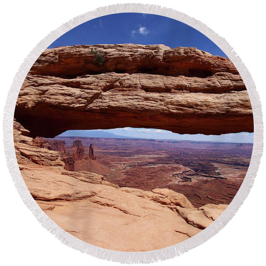 Canyon Round Beach Towel featuring the photograph Mesa Arch View by Christiane Schulze Art And Photography