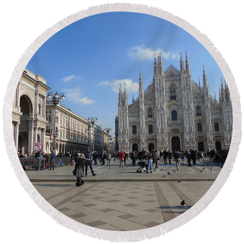 Milan Round Beach Towel featuring the photograph Milano by Yohana Negusse