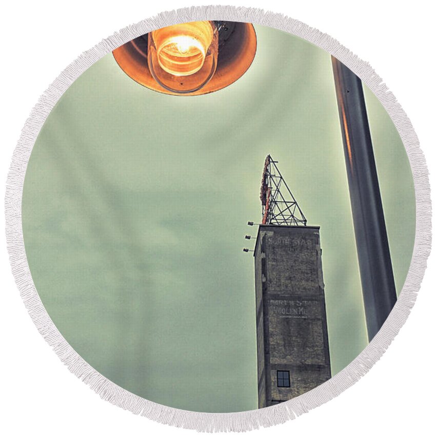 Minneapolis Round Beach Towel featuring the photograph Mill District Lamplight by Becqi Sherman