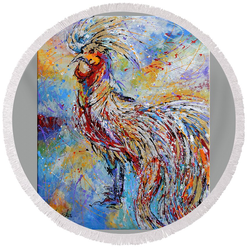 Long Tail Rooster Round Beach Towel featuring the painting Morning Call by Jyotika Shroff