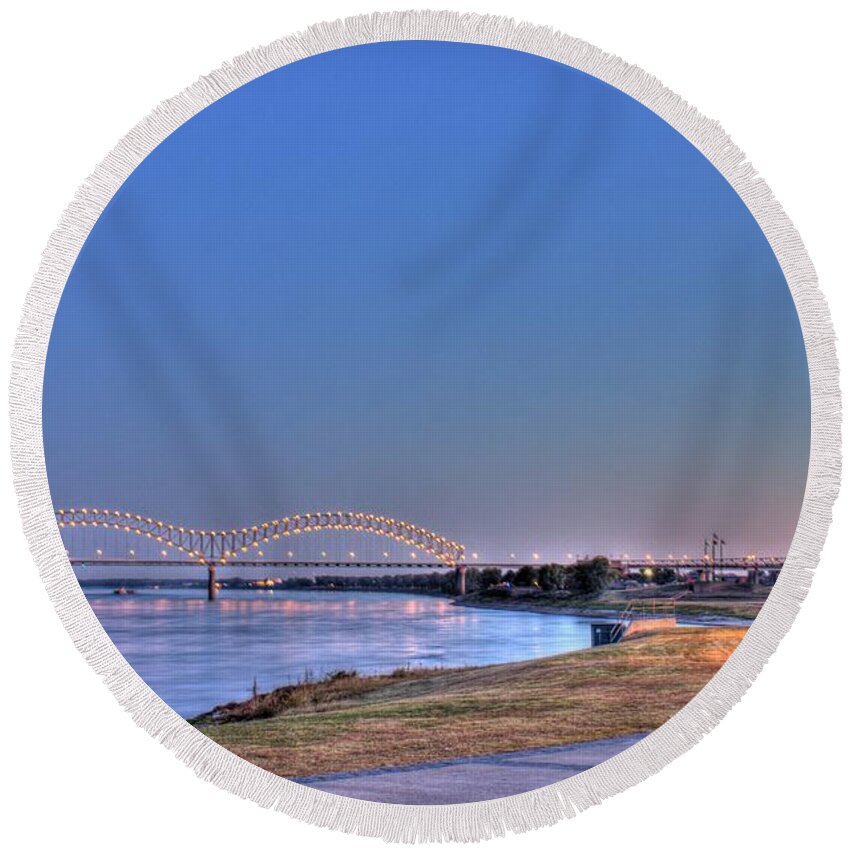Mississippi River Bridge Round Beach Towel featuring the photograph Morning on the Mississippi by Barry Jones