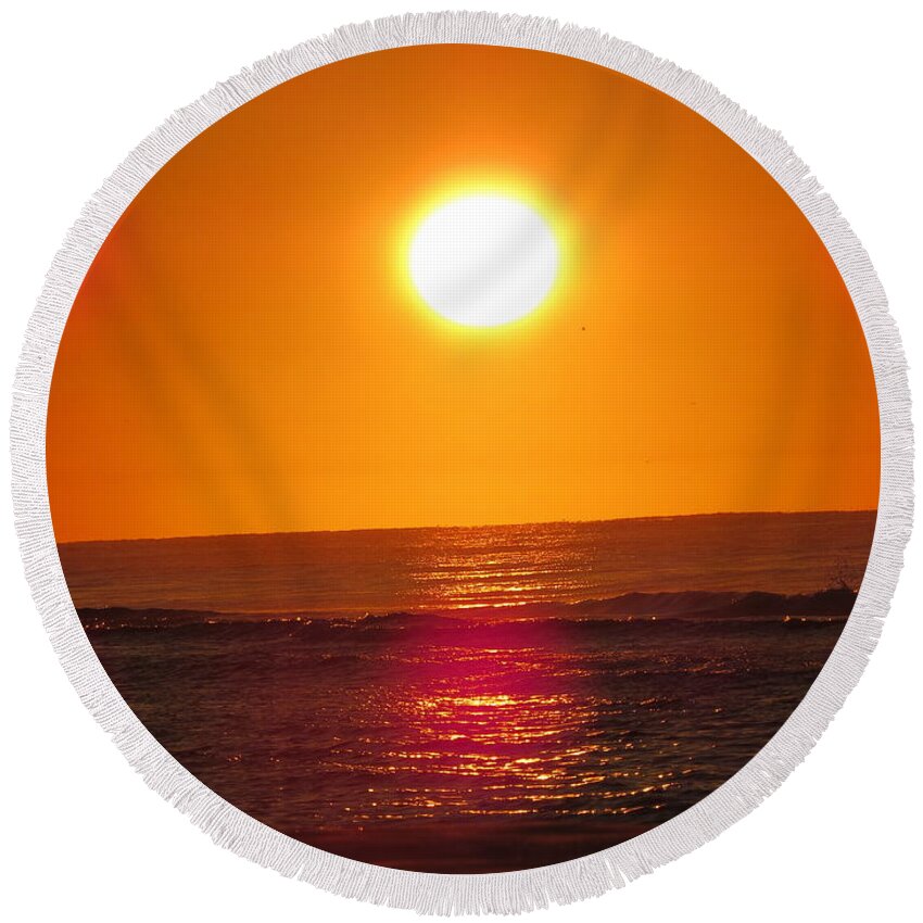 Sunrise Round Beach Towel featuring the digital art Morning Sun break by Kathleen Illes