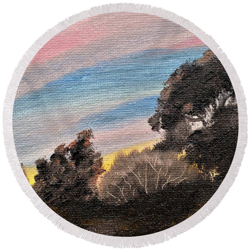 Mountain Sunset Round Beach Towel featuring the painting Mountain Sunset by Warren Thompson