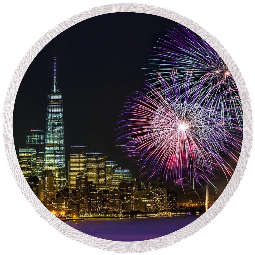 Fireworks Round Beach Towel featuring the photograph New York City Summer Fireworks by Susan Candelario