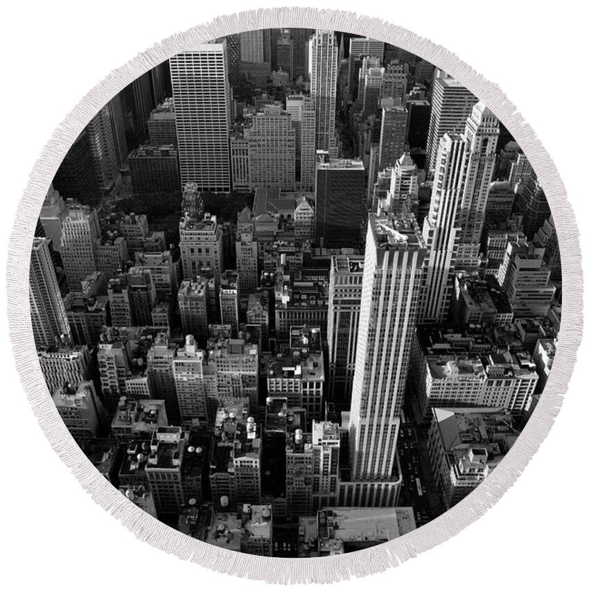 New York Round Beach Towel featuring the photograph New York, New York 5 by Ron Cline