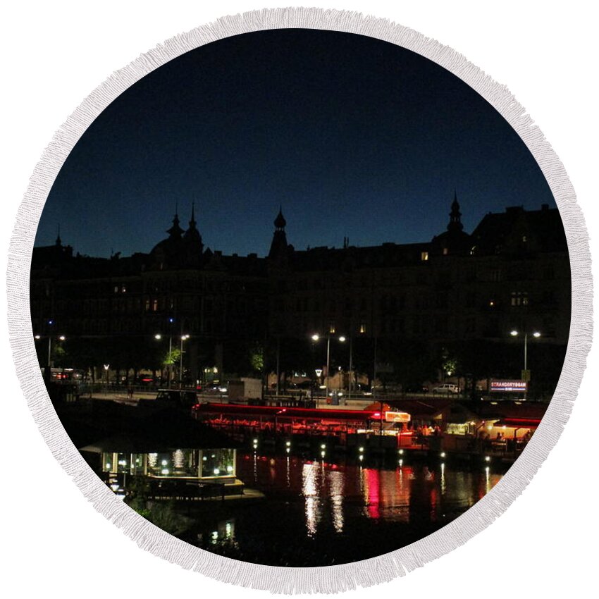 Stockholm Round Beach Towel featuring the photograph Night in the City by Rosita Larsson