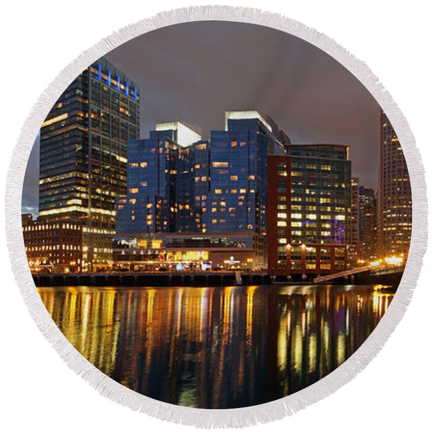 Boston Round Beach Towel featuring the photograph Night Show by Juergen Roth