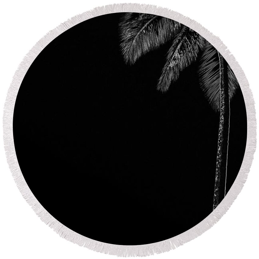 Noche Negra Round Beach Towel featuring the photograph Noche Negra by Edward Smith