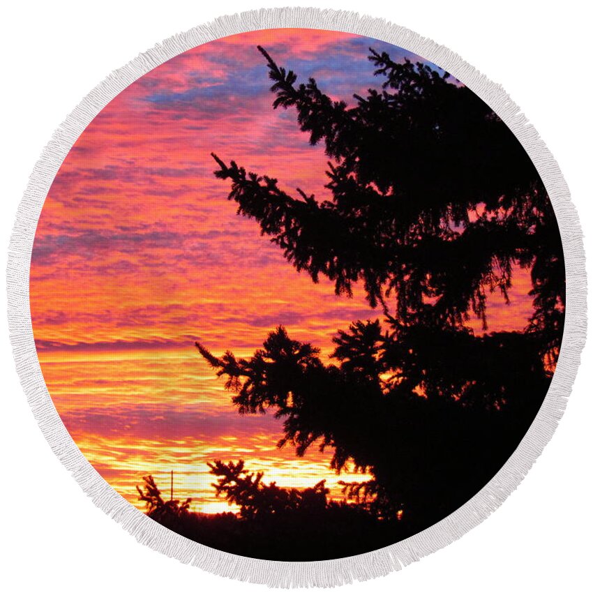 Photograph Round Beach Towel featuring the photograph North Dakota Sunset by Delynn Addams