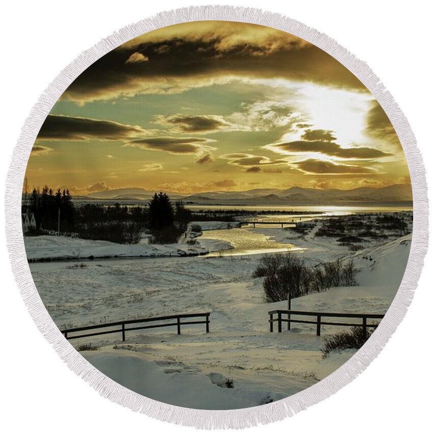 Northern Round Beach Towel featuring the photograph Northern winter by Robert Grac