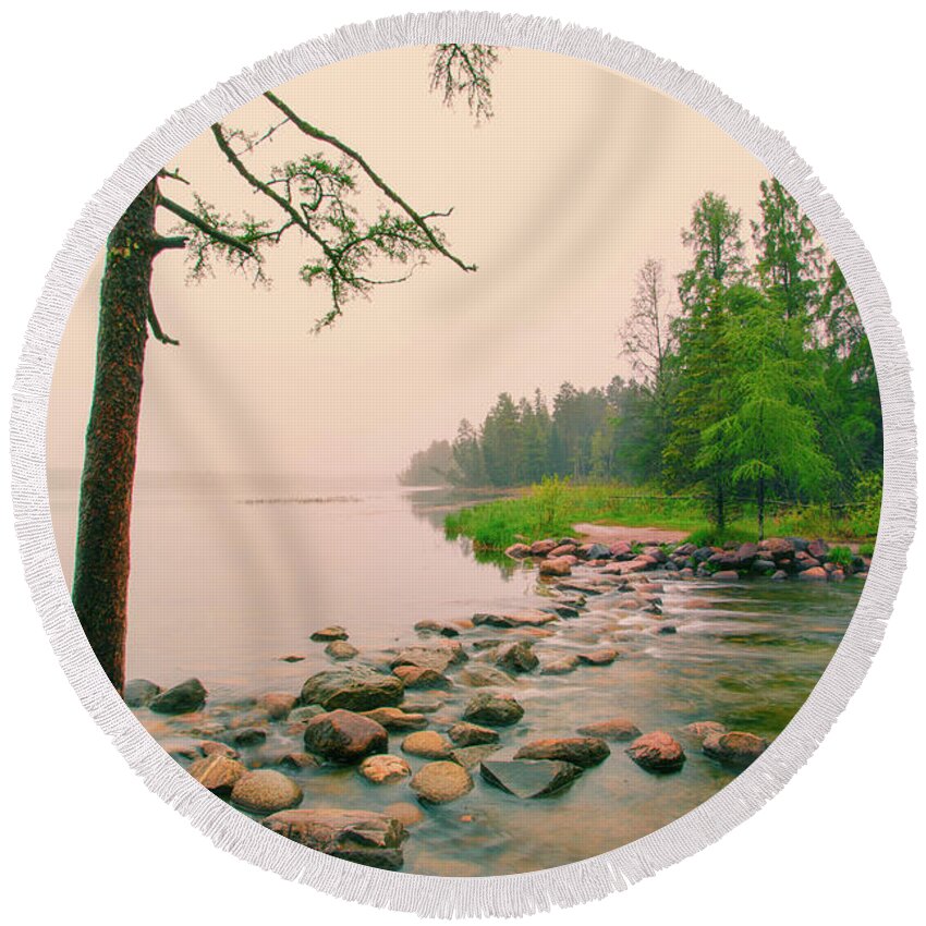 Mississippi Headwaters Round Beach Towel featuring the photograph Nostalgic Mississippi Headwaters by Nancy Dunivin