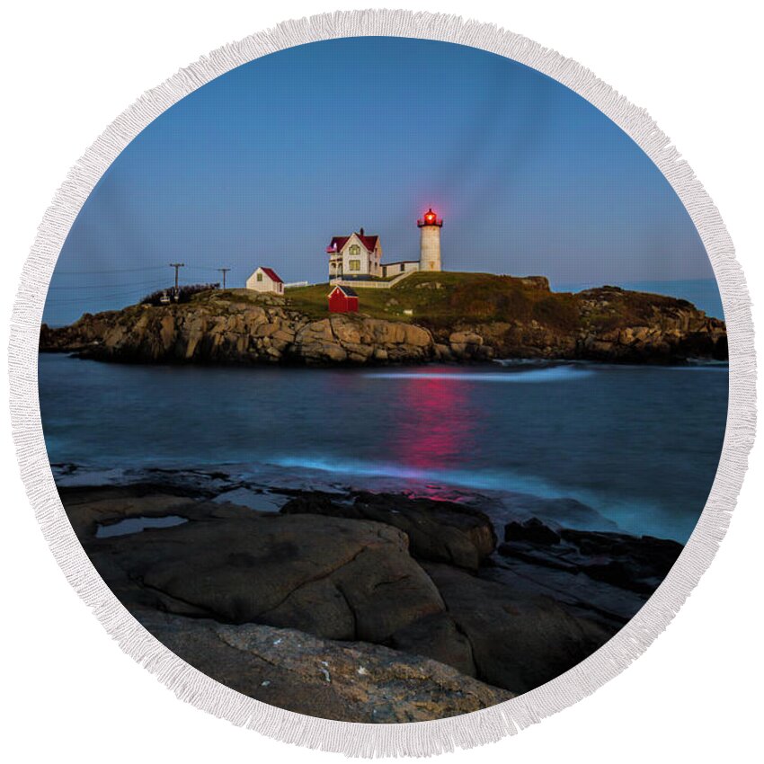 Nubble Lighthouse After Sunset Round Beach Towel featuring the photograph Nubble Lighthouse After Sunset, Maine, Long Exposure by Felix Lai