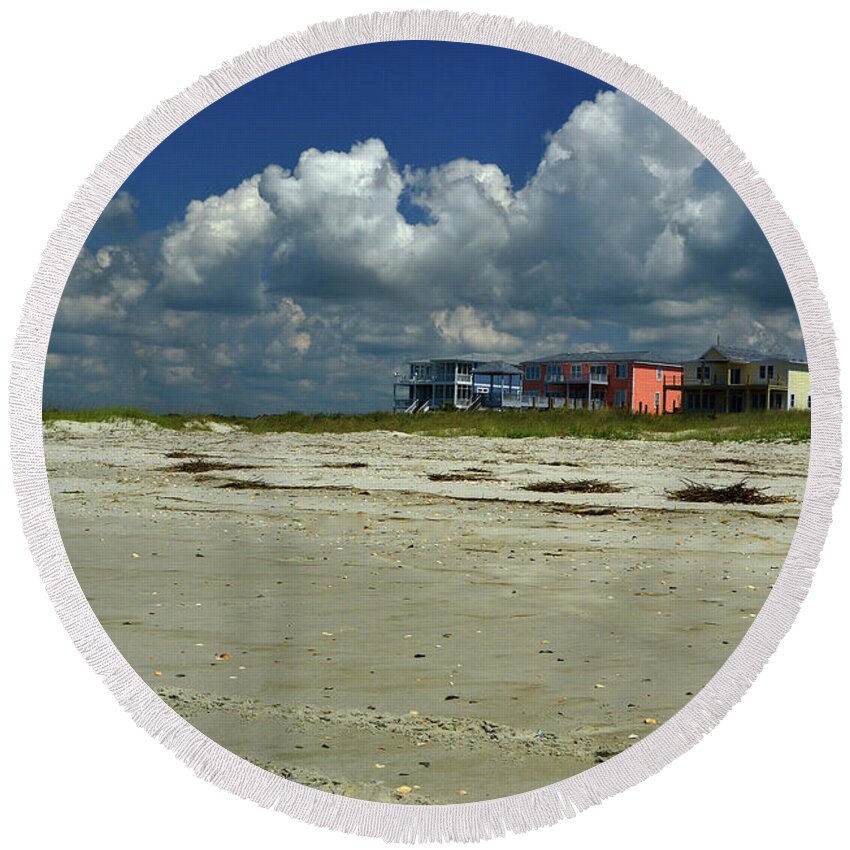 Oak Island Round Beach Towel featuring the photograph Oak Island Beach Houses by Amy Lucid