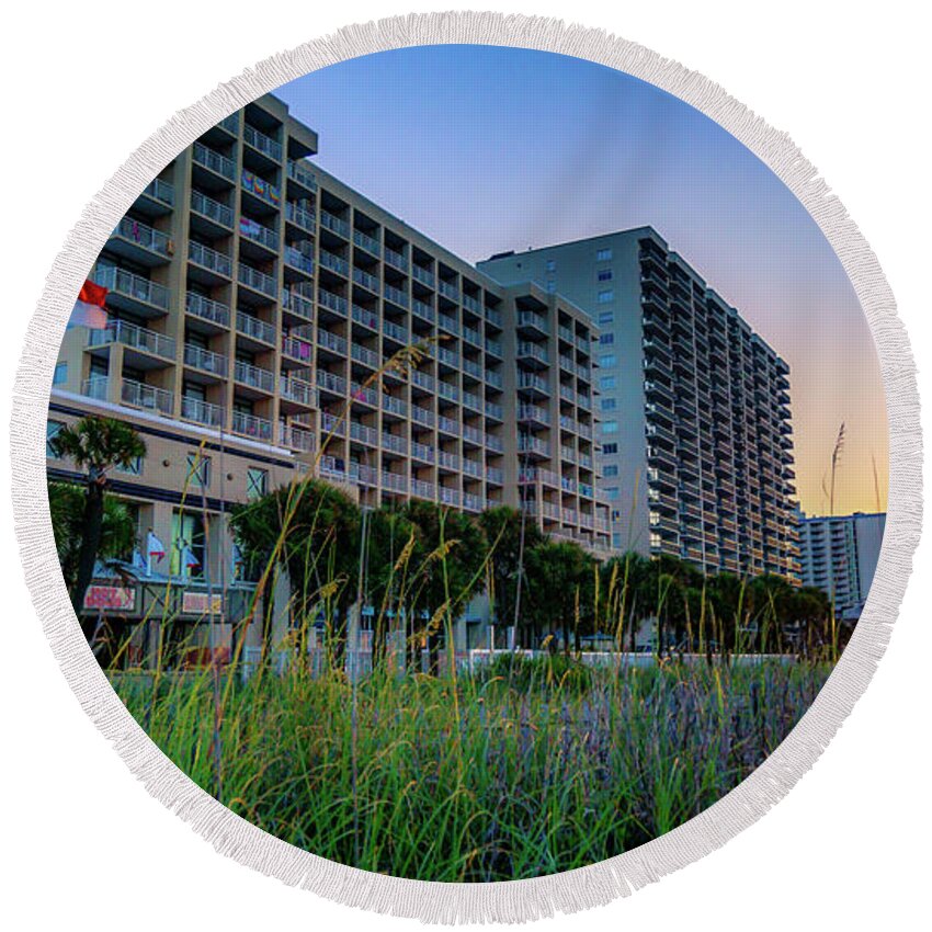 Sunrise Round Beach Towel featuring the photograph Ocean Drive Sunrise North Myrtle Beach by David Smith