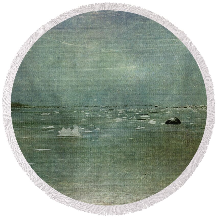 Norway Round Beach Towel featuring the photograph Ocean Frost by Randi Grace Nilsberg