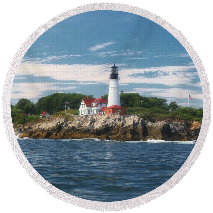 Portland Head Light Round Beach Towel featuring the photograph Ocean View to Portland Head Light by Elizabeth Dow