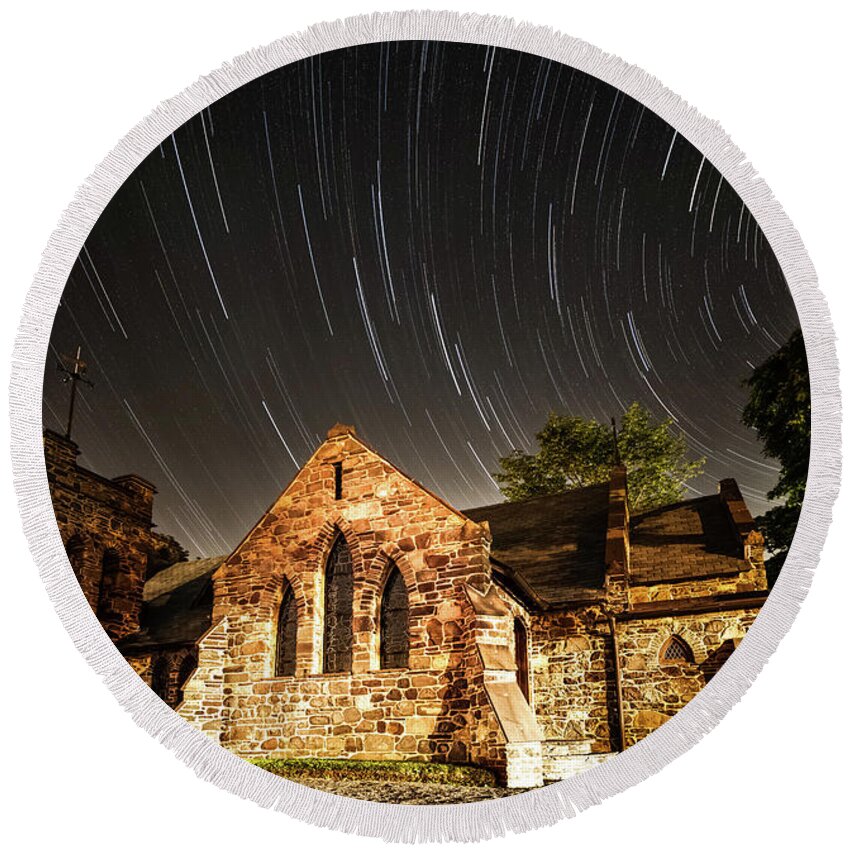 Amaizing Round Beach Towel featuring the photograph Old Church by Edgars Erglis