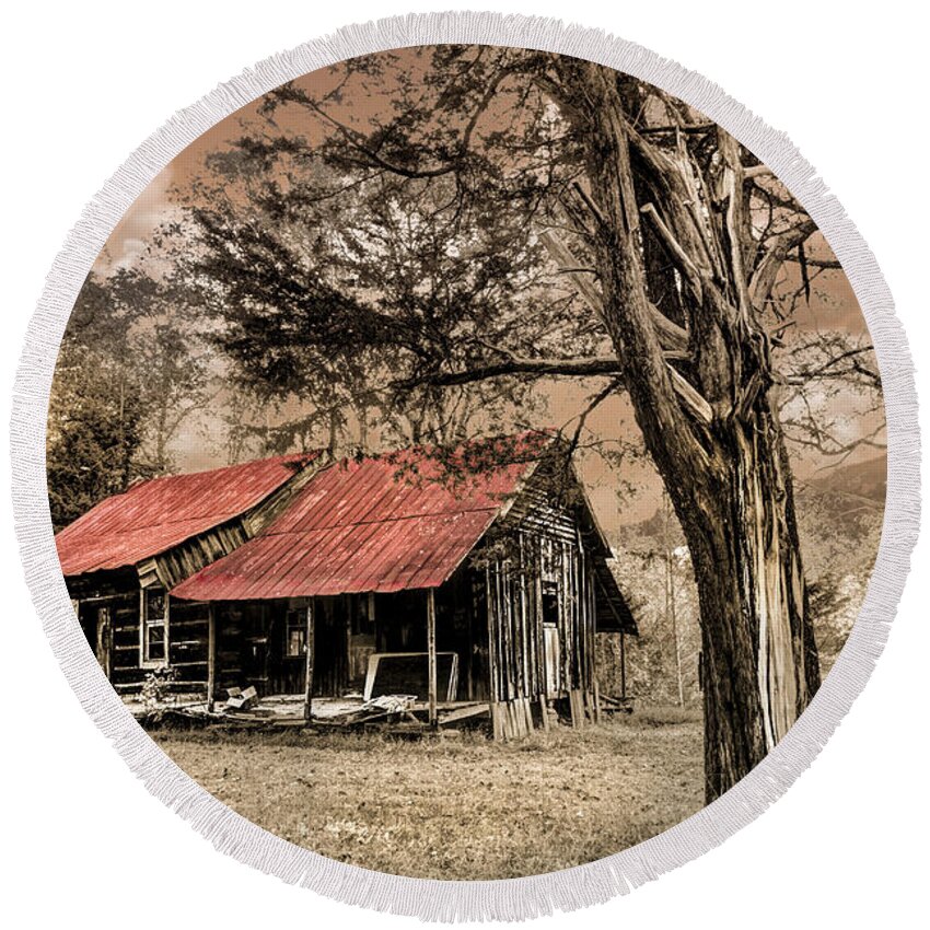 Appalachia Round Beach Towel featuring the photograph Old Mountain Cabin by Debra and Dave Vanderlaan