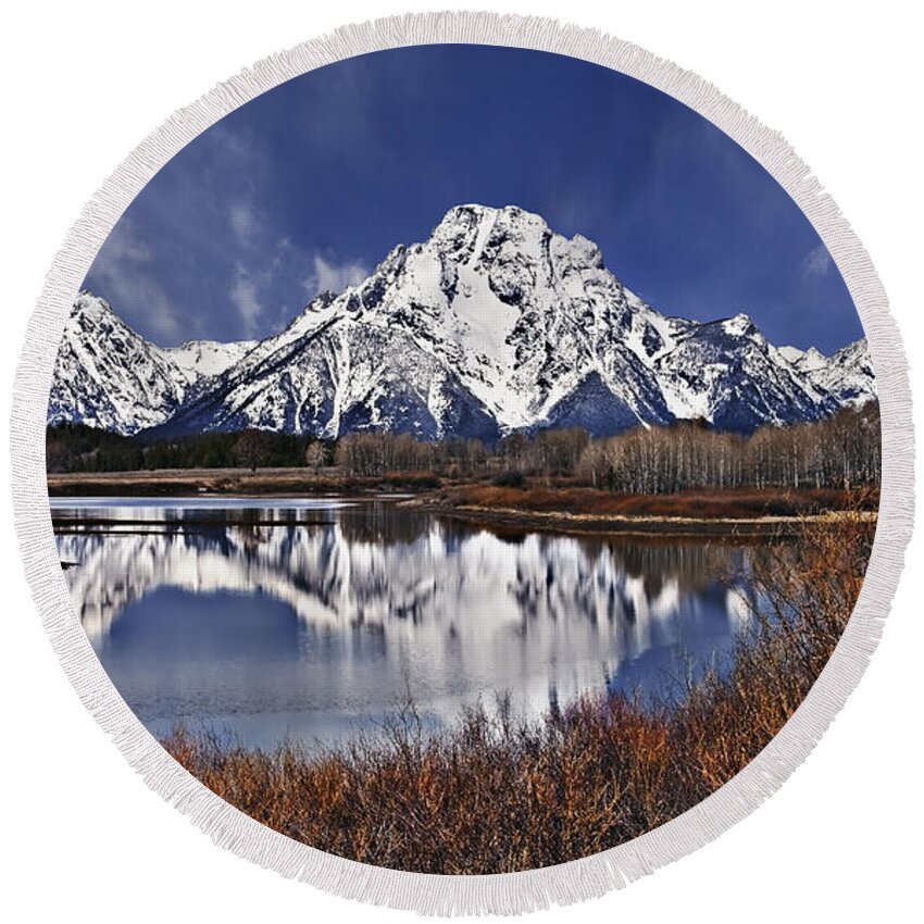 Mountains Round Beach Towel featuring the photograph Oxbow Bend by John Christopher