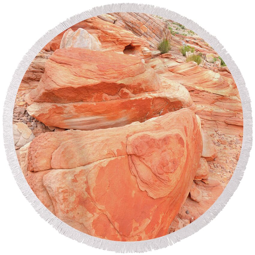 Valley Of Fire State Park Round Beach Towel featuring the photograph Park Road View in Valley of Fire by Ray Mathis
