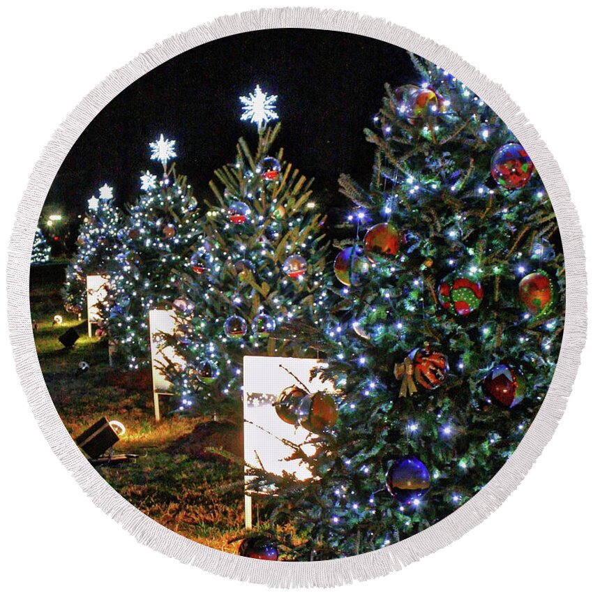 State Christmas Trees Round Beach Towel featuring the photograph Pathway of Peace by Suzanne Stout