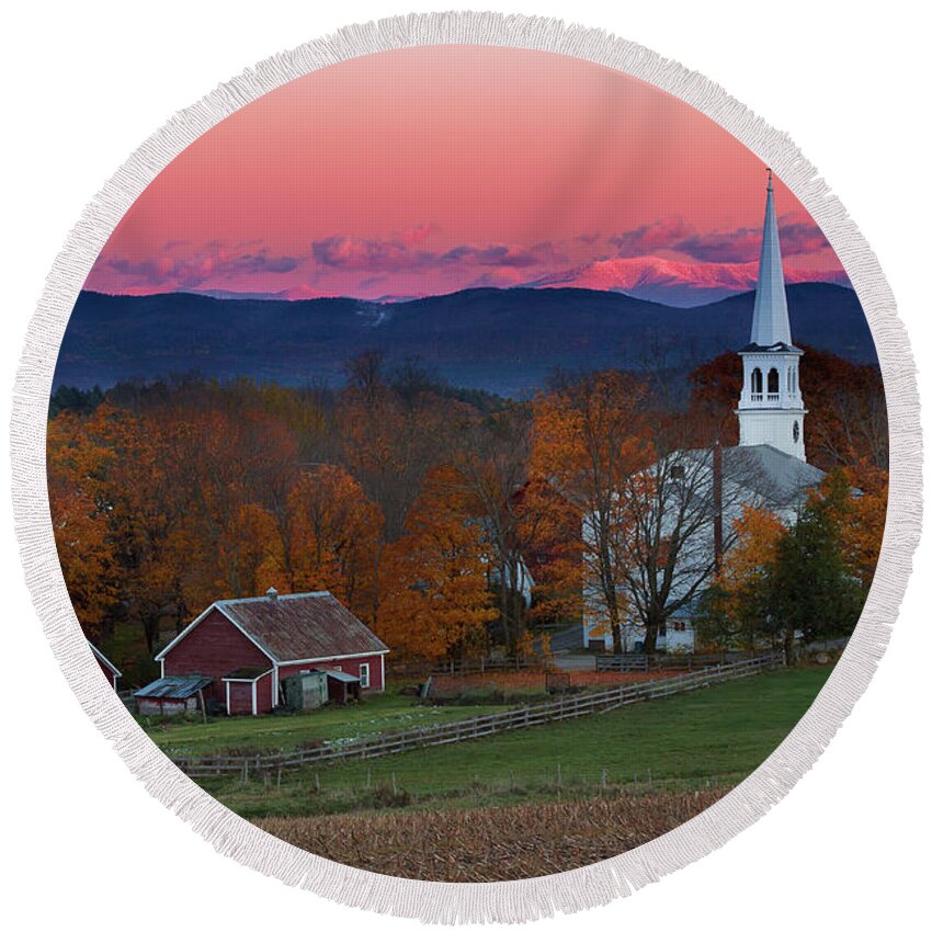 Vermont Round Beach Towel featuring the photograph Peacham Village Fall Evening by Tim Kirchoff