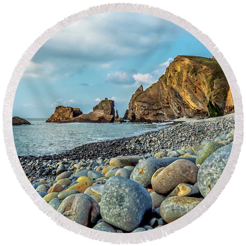 Pebbles Round Beach Towel featuring the photograph Pebbles on the Beach by Nick Bywater