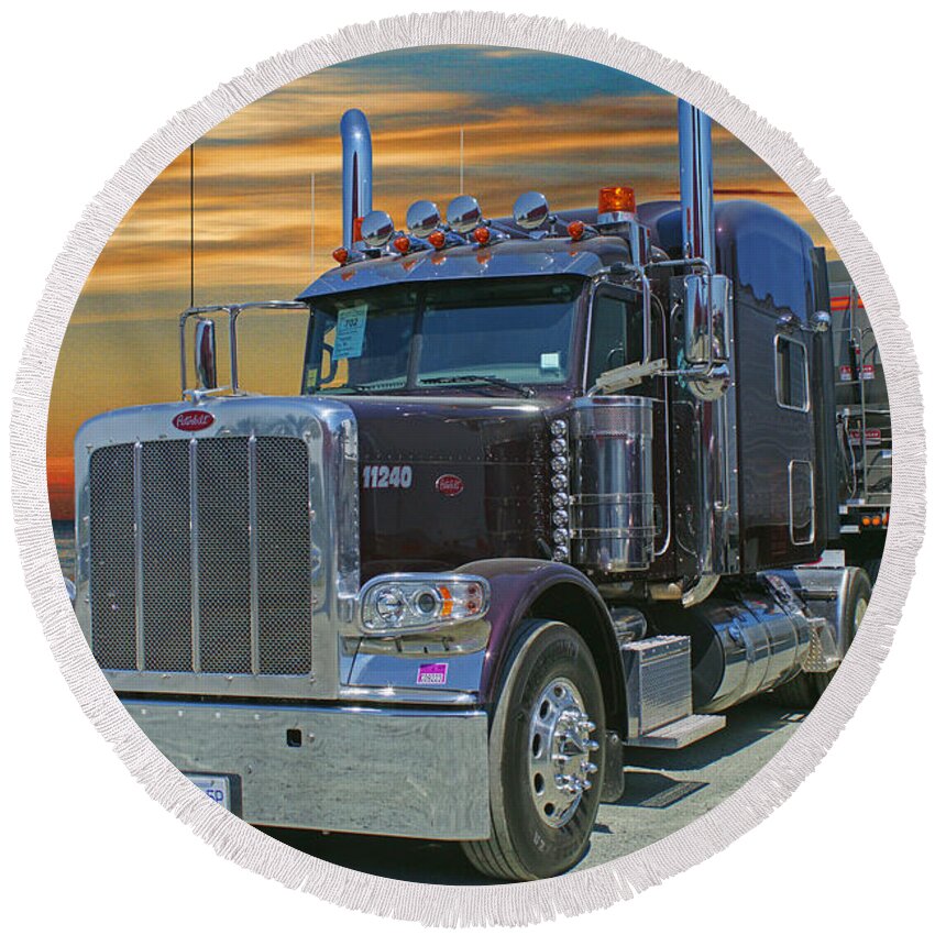 Big Rigs Round Beach Towel featuring the photograph Peterbilt 11240 by Randy Harris