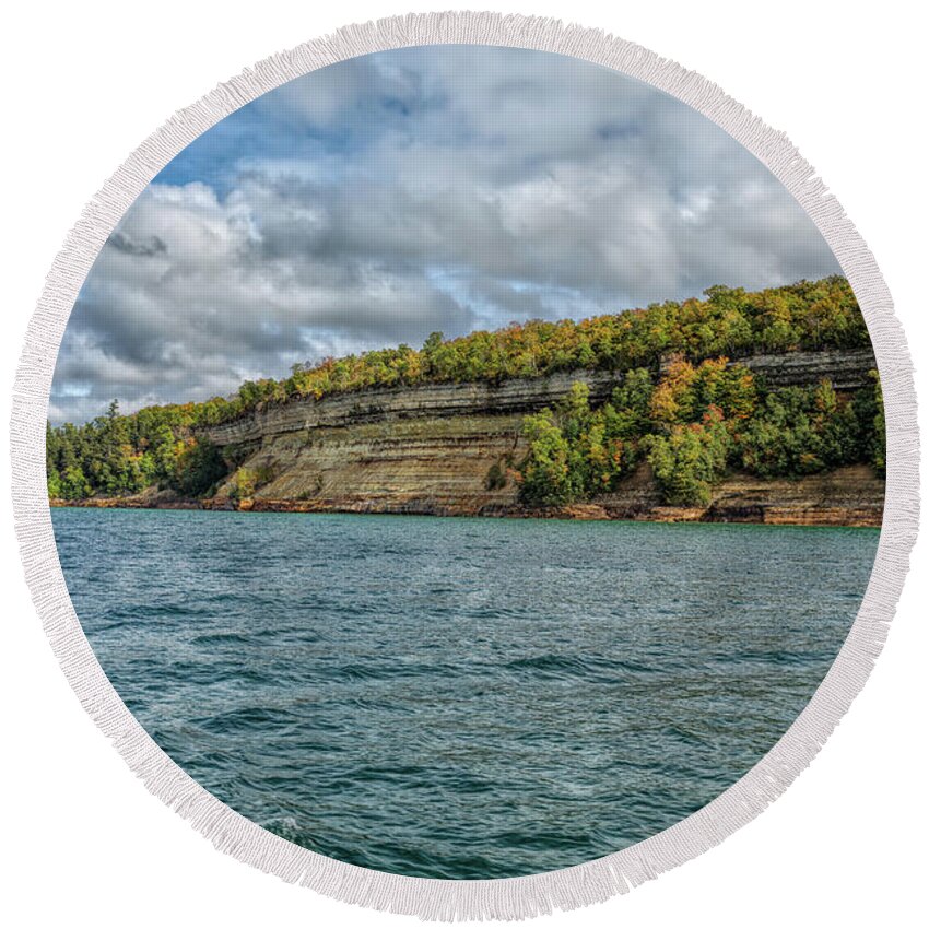 Sky Round Beach Towel featuring the photograph Picturesque Pictured Rocks by John M Bailey