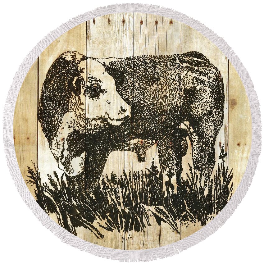 Polled Hereford Bull Round Beach Towel featuring the photograph Polled Hereford Bull 11 by Larry Campbell