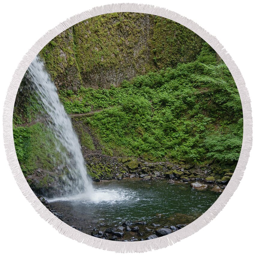 Ponytail Falls Round Beach Towel featuring the photograph Ponytail Falls by Greg Nyquist