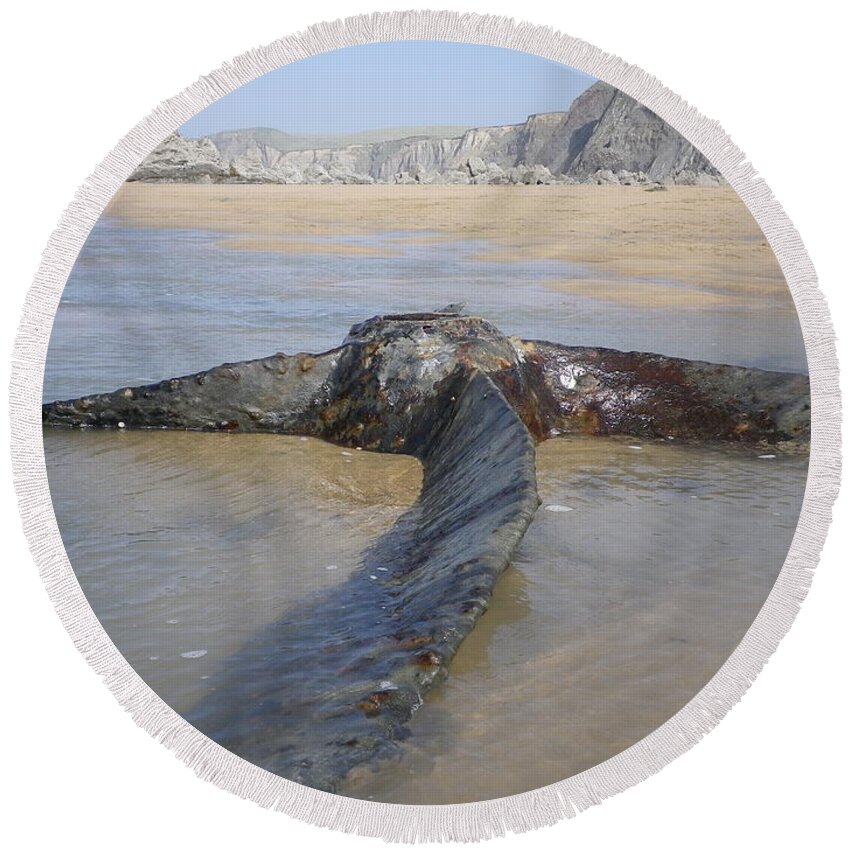 Shipwreck Round Beach Towel featuring the photograph Propeller Steamship Belem Shipwreck by Richard Brookes
