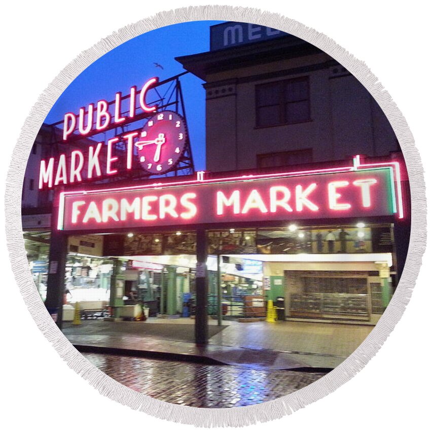 Public Market Round Beach Towel featuring the photograph Public Market, Seattle by FD Graham
