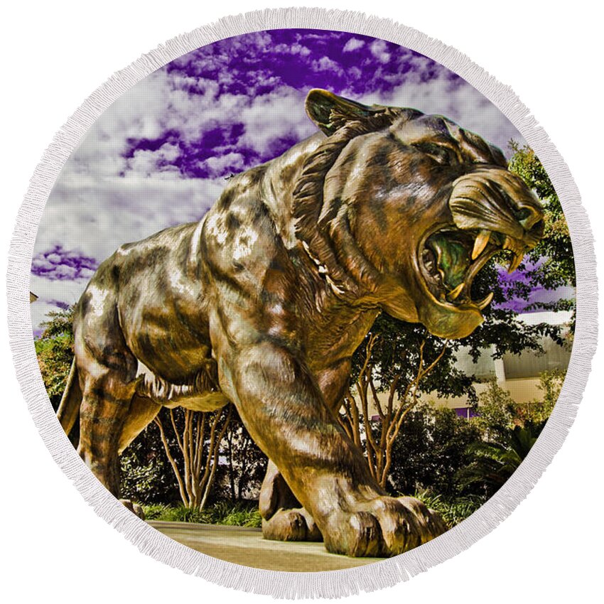 Statue Round Beach Towel featuring the photograph Purple and Gold by Scott Pellegrin