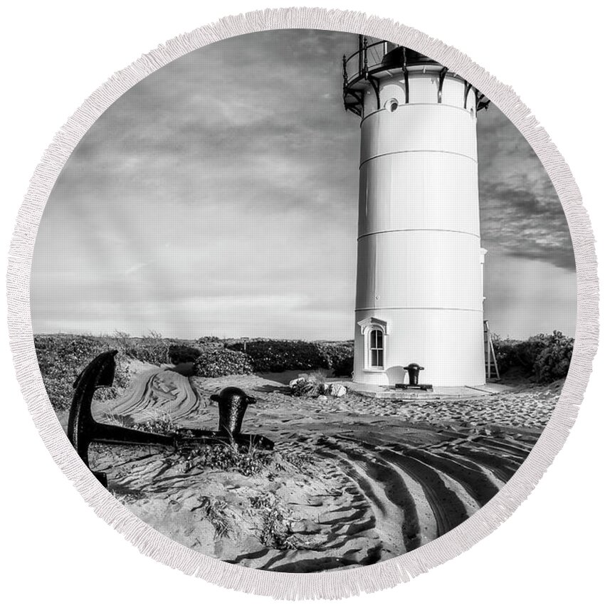 Race Point Light Round Beach Towel featuring the photograph Race Point Light Provincetown MA BW by Susan Candelario