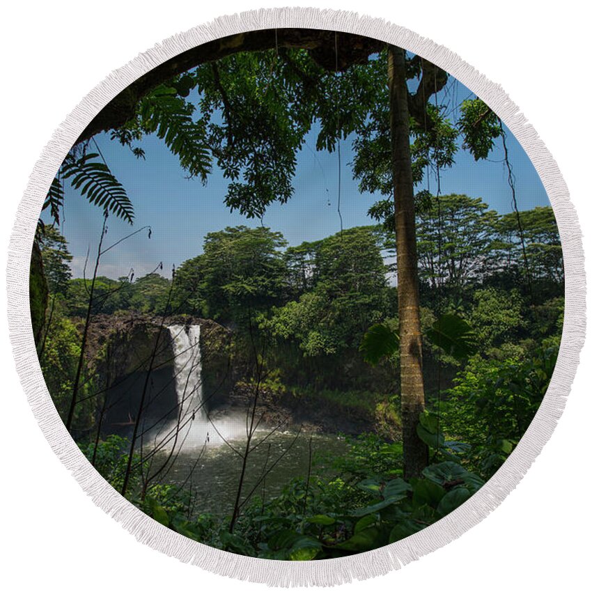 Photography Round Beach Towel featuring the photograph Rainbow Falls 6 by Daniel Knighton