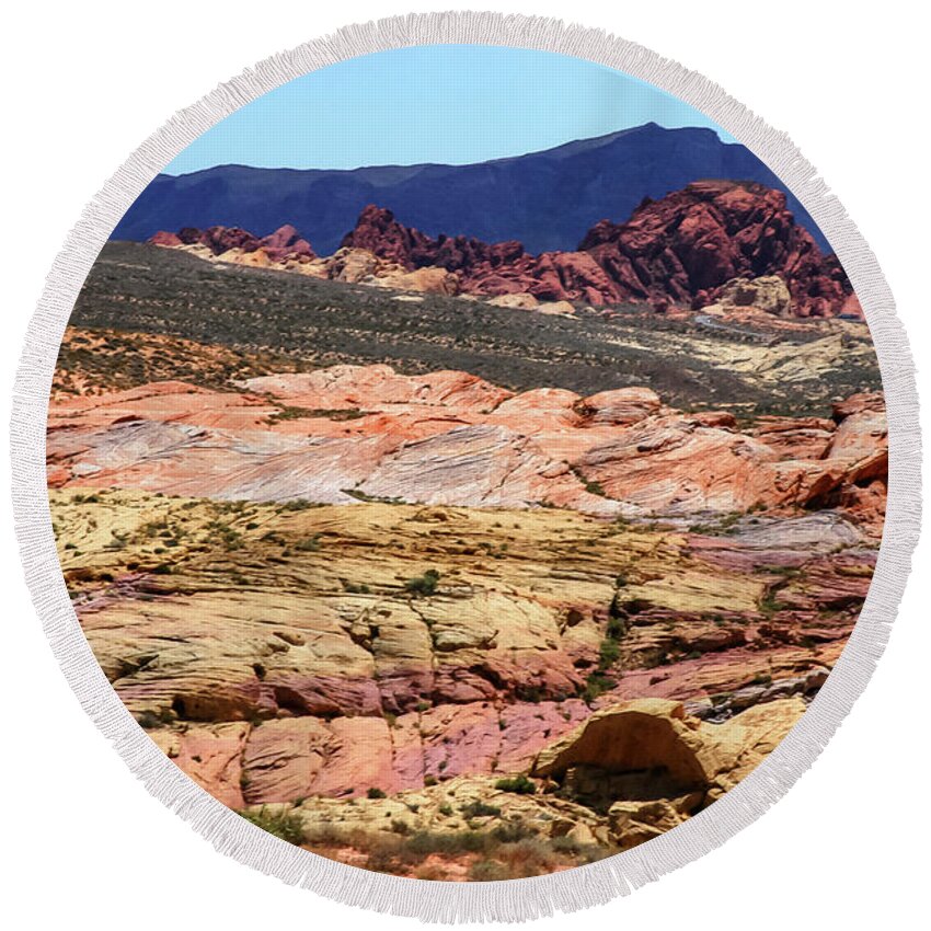 Valley Of Fire State Park Round Beach Towel featuring the photograph Rainbow Vista by Bob Phillips