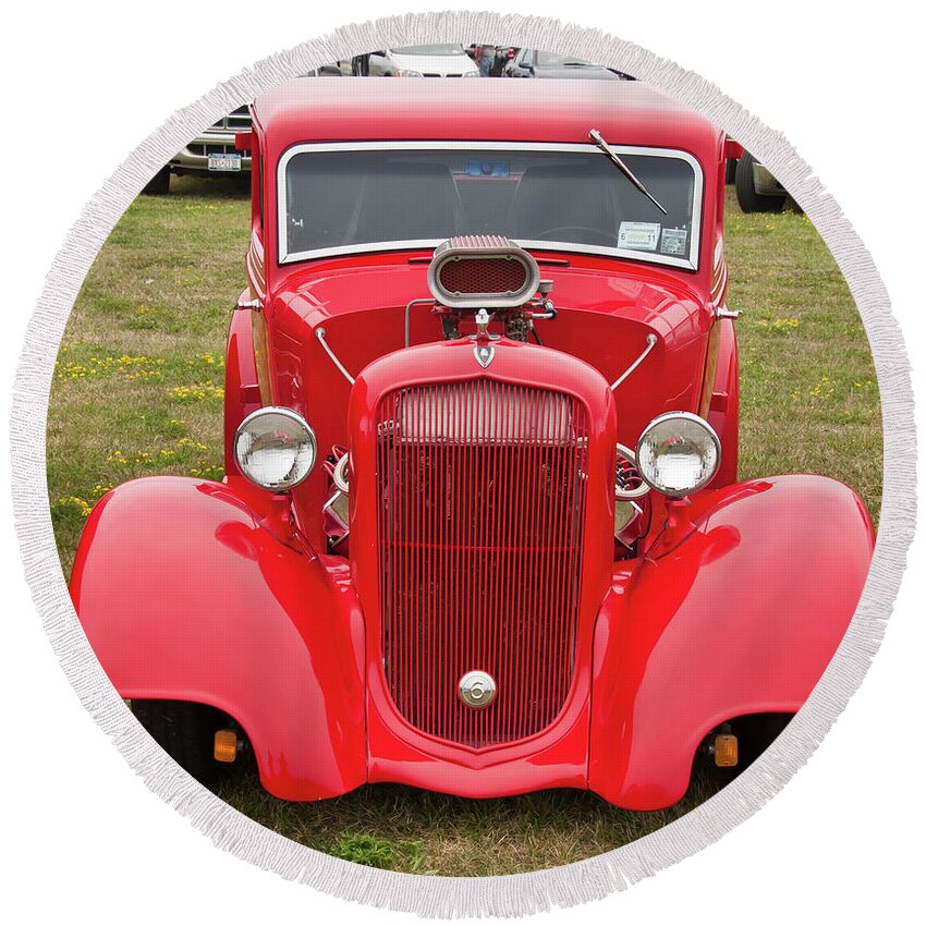 Antique Car Round Beach Towel featuring the photograph Red 1990 by Guy Whiteley
