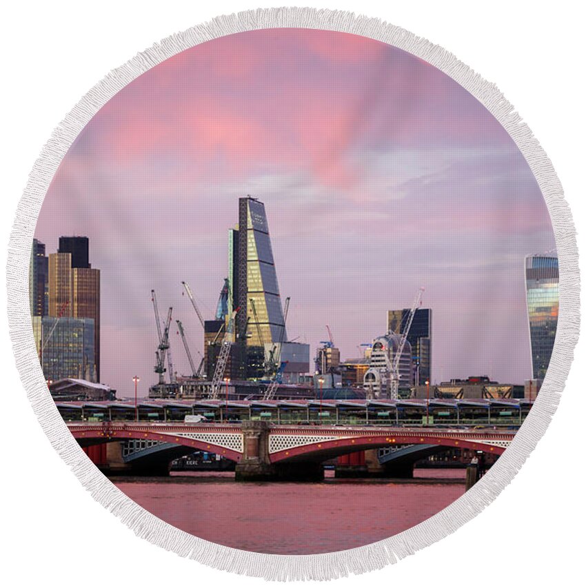 London Round Beach Towel featuring the photograph Red Sky Over London by Rick Deacon