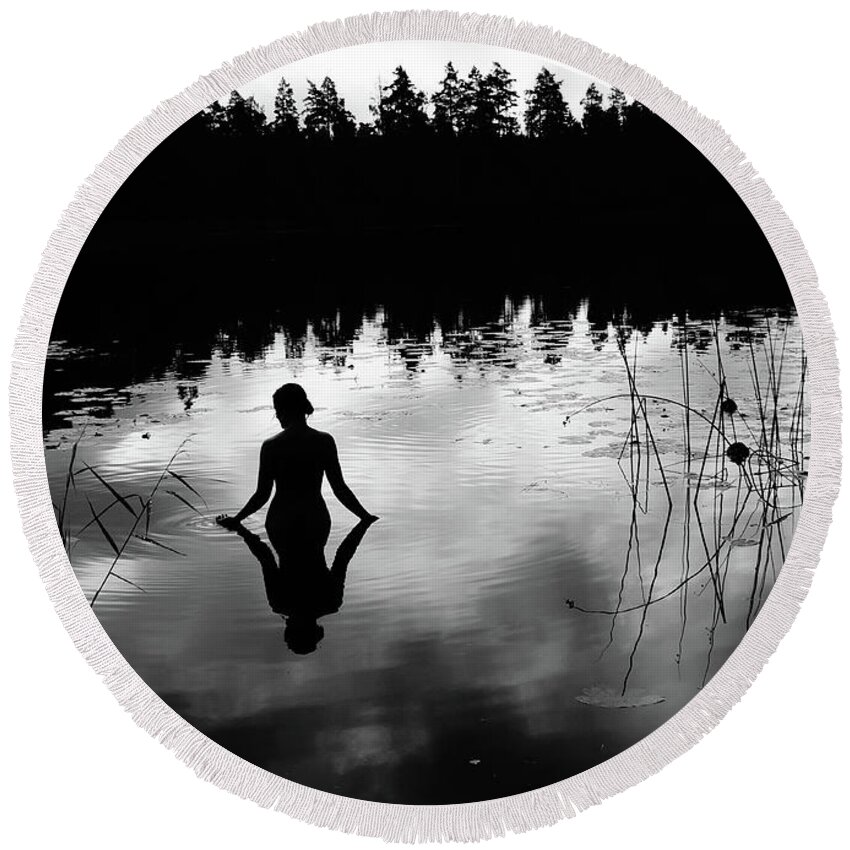 Silhouette Round Beach Towel featuring the photograph Reflecting Beauty BoW by Nicklas Gustafsson