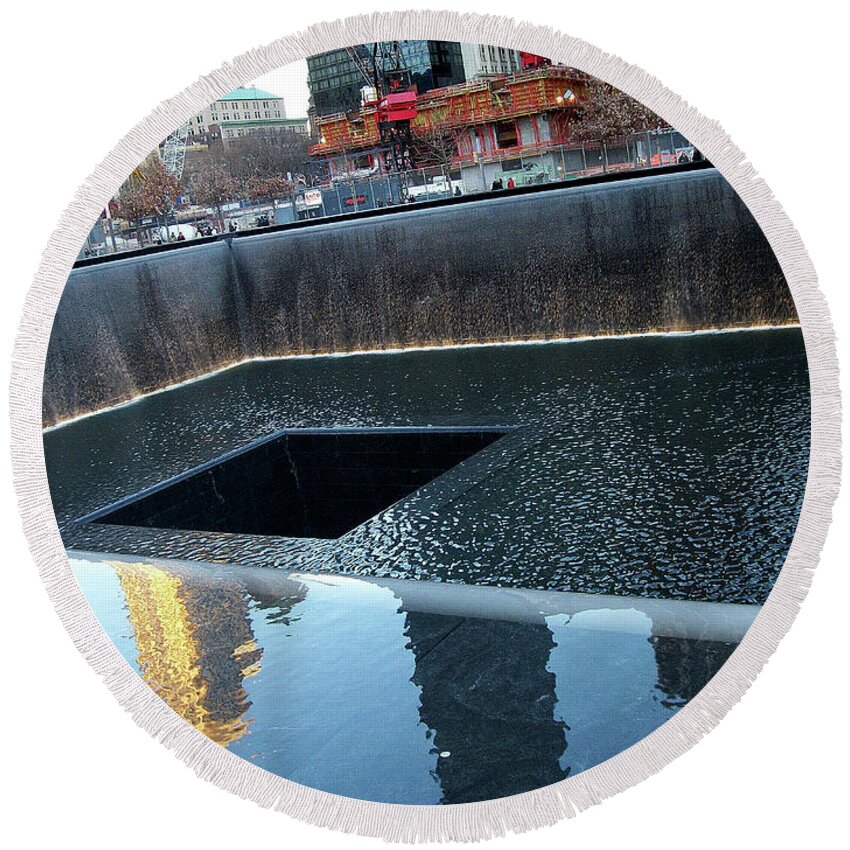 Reflecting Pool Round Beach Towel featuring the photograph Reflecting Pool at 9/11 Memorial Site in NYC by Linda Stern