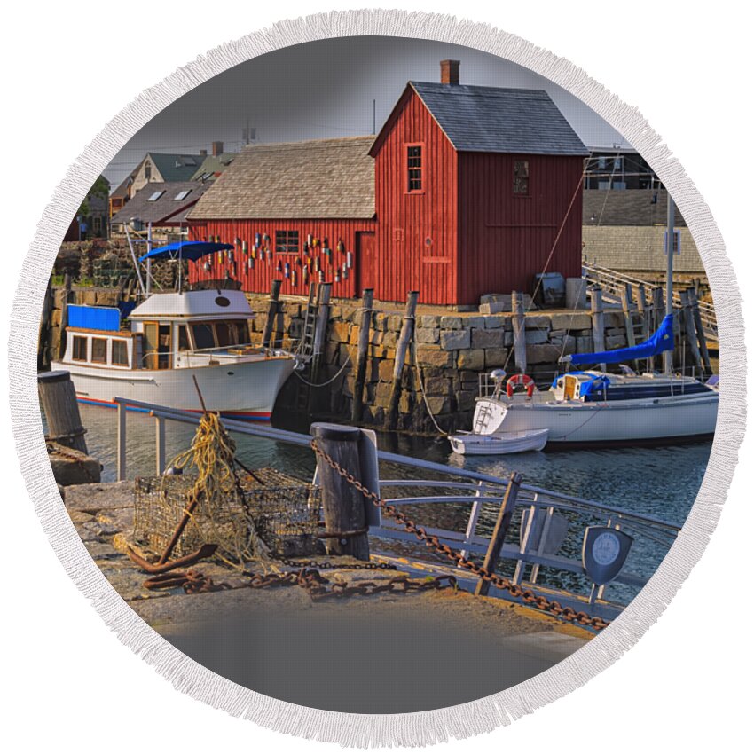 Myhaverphotography Round Beach Towel featuring the photograph Rockport Waterfront by Mark Myhaver