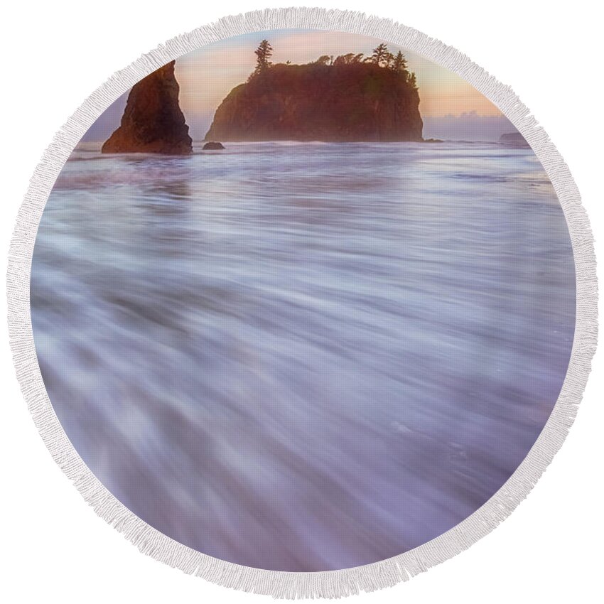 Ocean Round Beach Towel featuring the photograph Ruby Dreams by Darren White